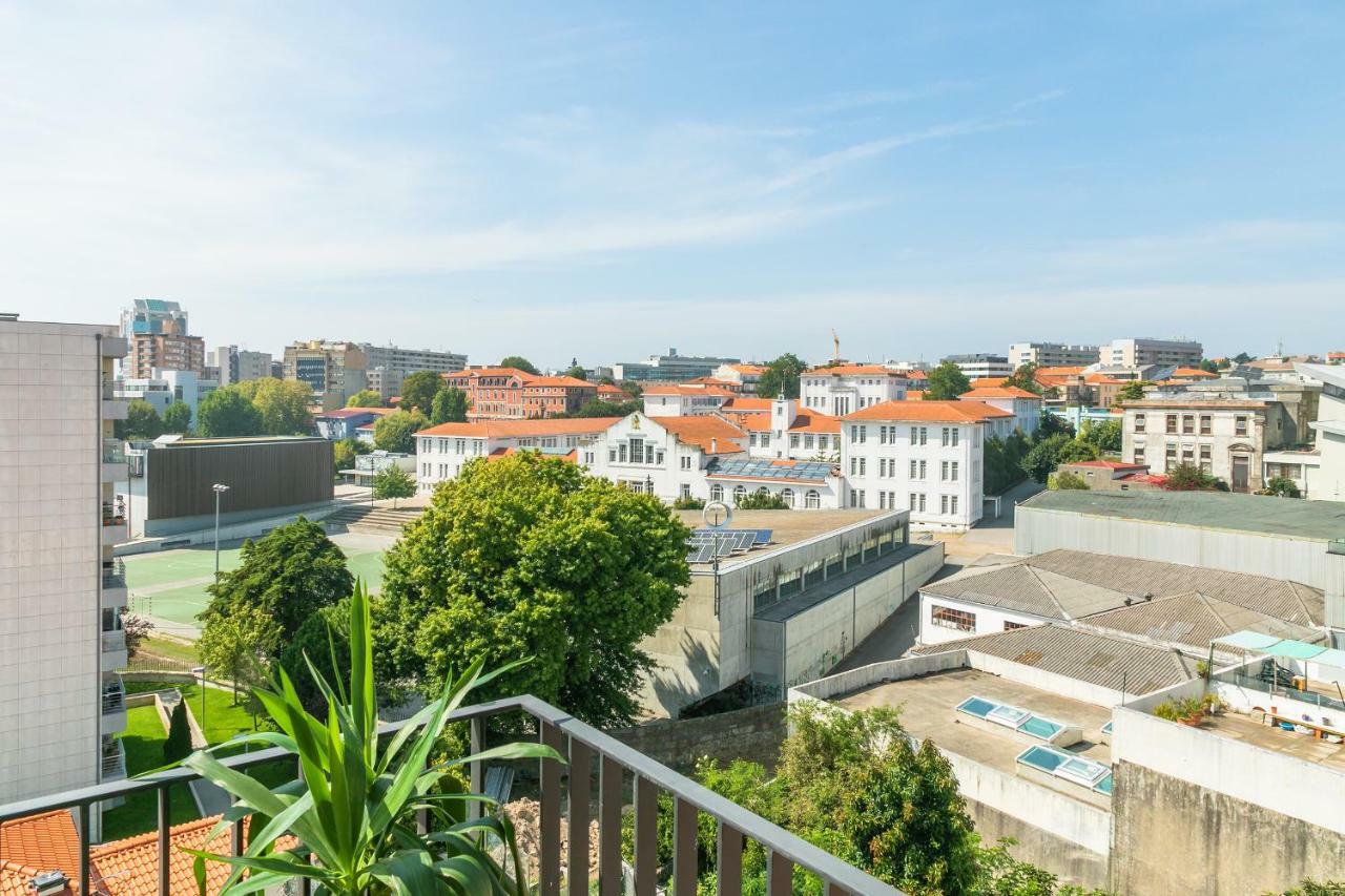 Porto Insight Apartment Cedofeita- Balcony & Parking المظهر الخارجي الصورة