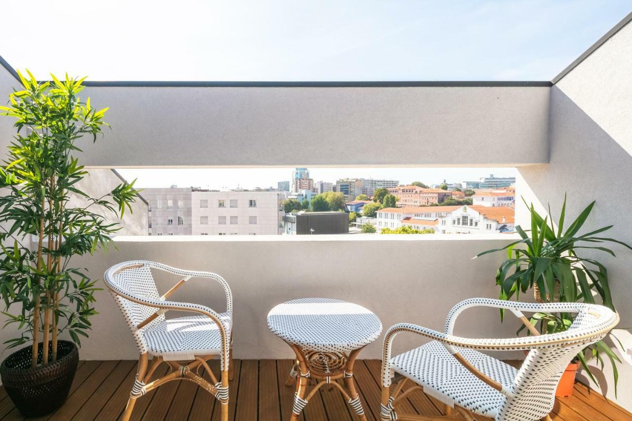 Porto Insight Apartment Cedofeita- Balcony & Parking المظهر الخارجي الصورة