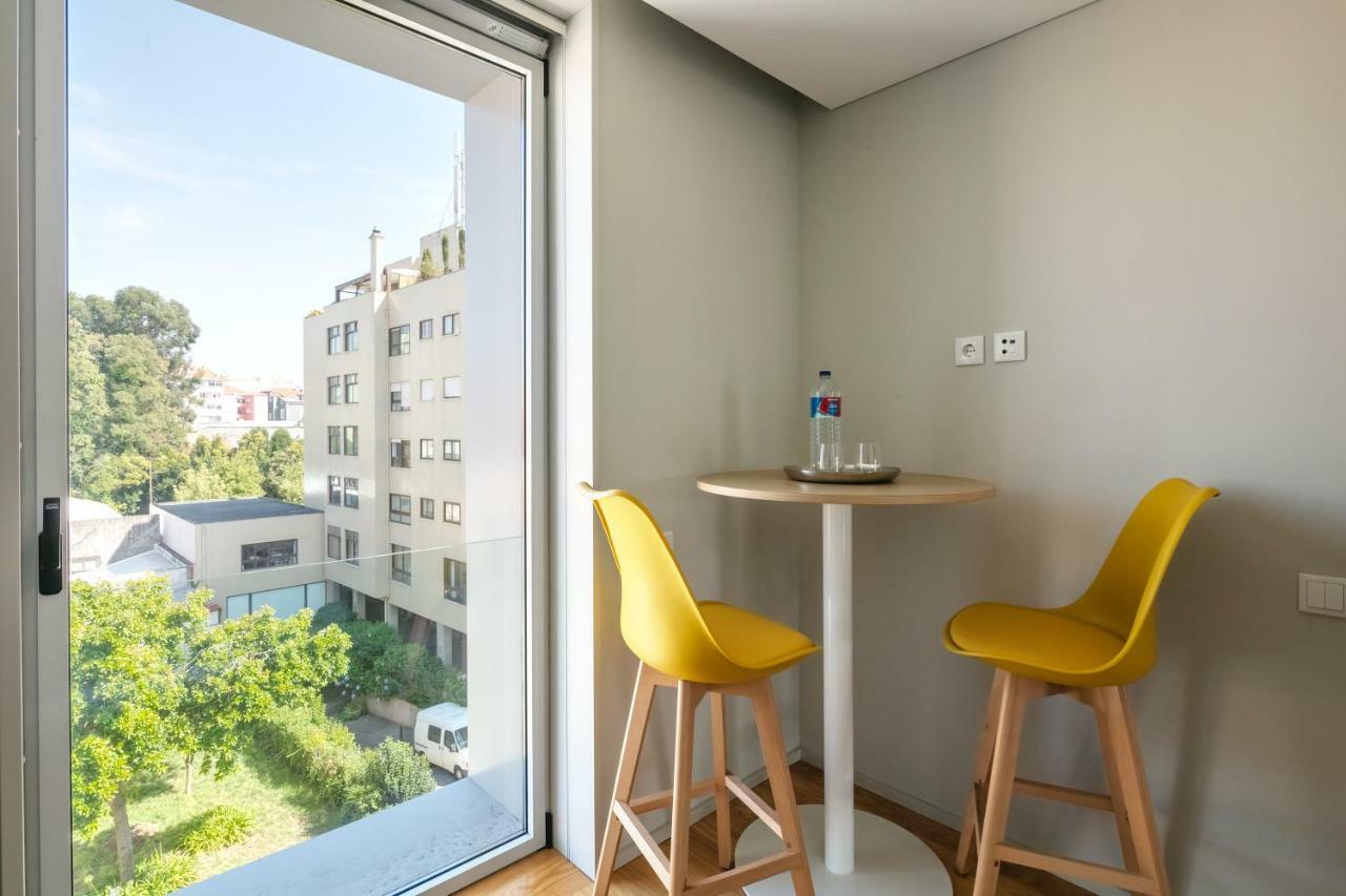 Porto Insight Apartment Cedofeita- Balcony & Parking المظهر الخارجي الصورة